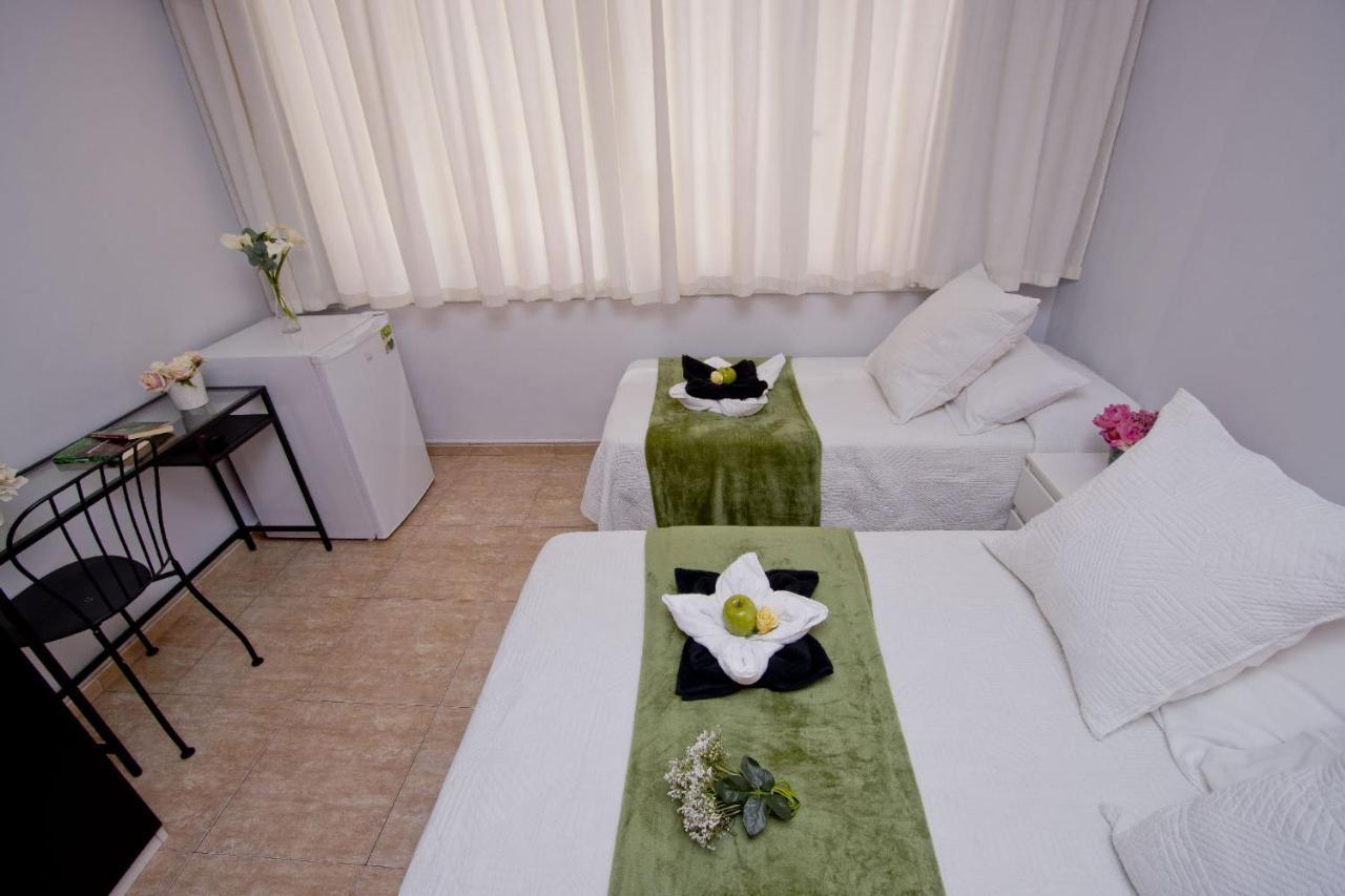Barcelona City North Hostal Dış mekan fotoğraf