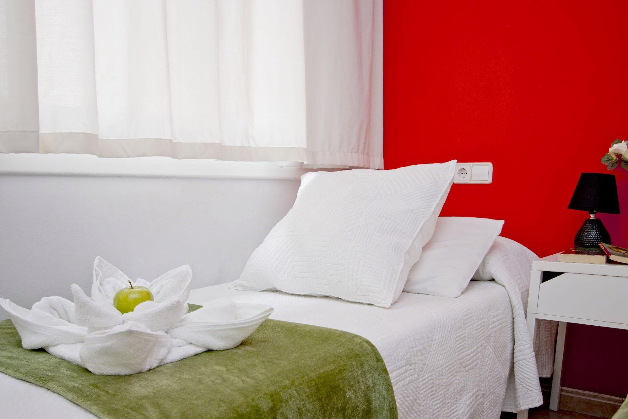 Barcelona City North Hostal Dış mekan fotoğraf