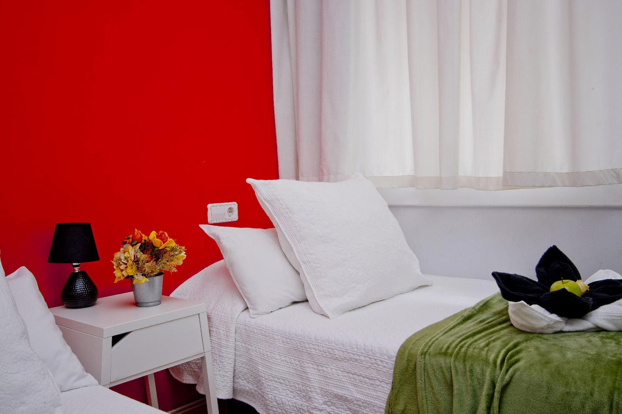 Barcelona City North Hostal Dış mekan fotoğraf