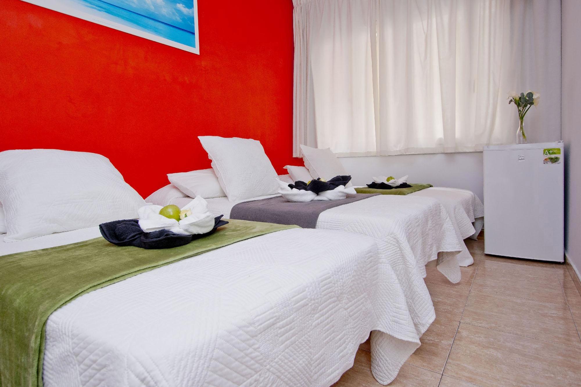 Barcelona City North Hostal Dış mekan fotoğraf