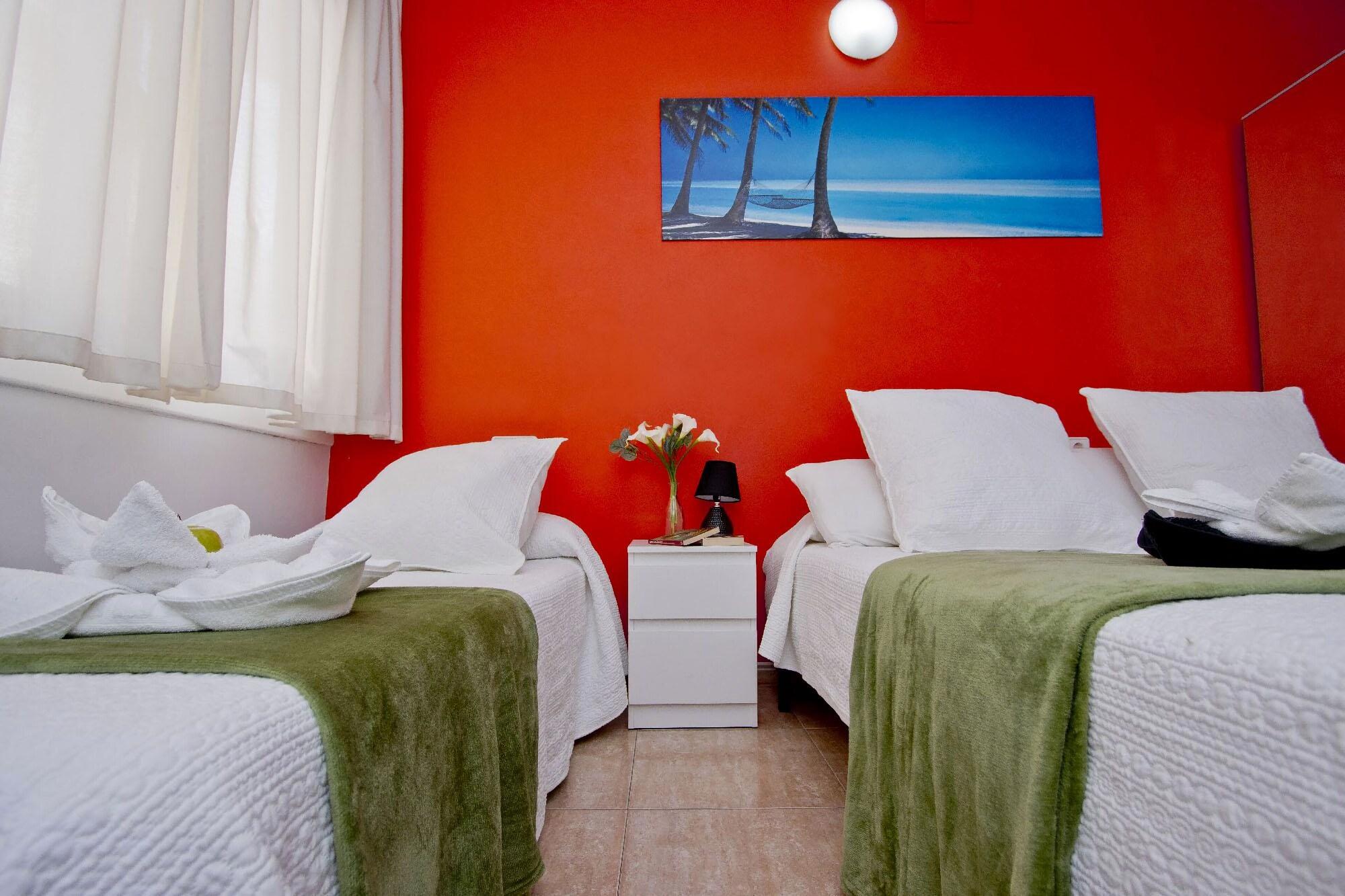 Barcelona City North Hostal Dış mekan fotoğraf